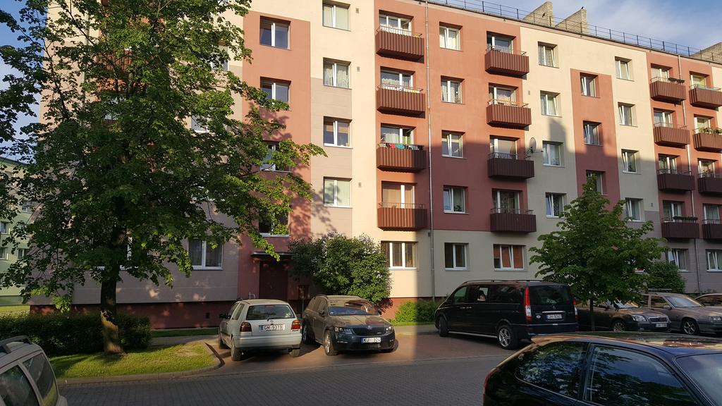 L.E.C. Travel Apartments Ventspils Eksteriør billede