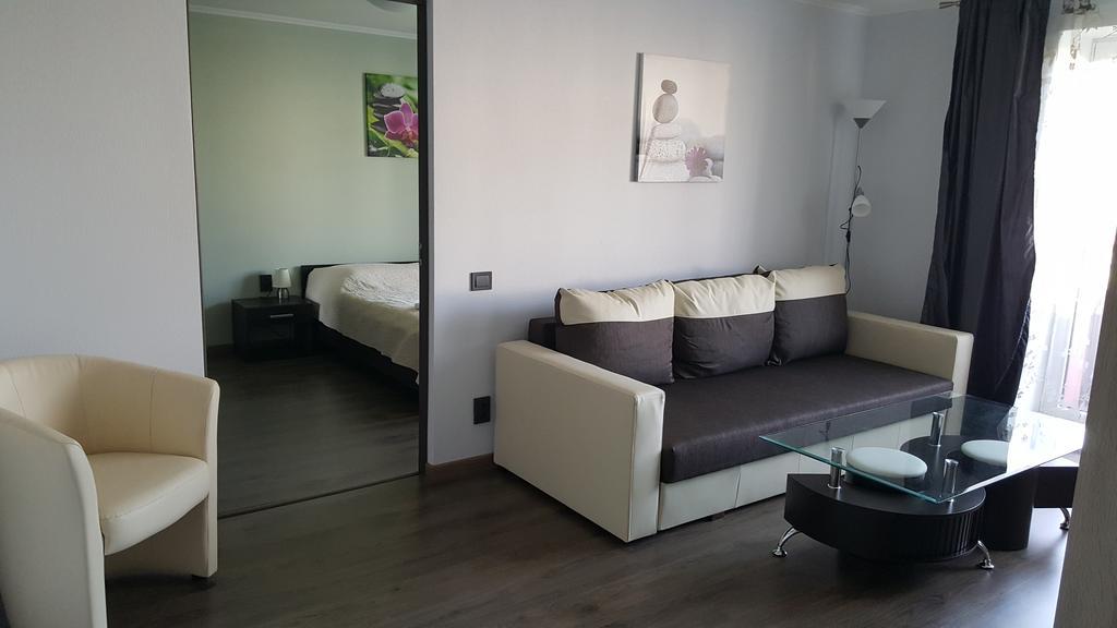 L.E.C. Travel Apartments Ventspils Eksteriør billede